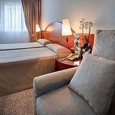 Gaudi 3*