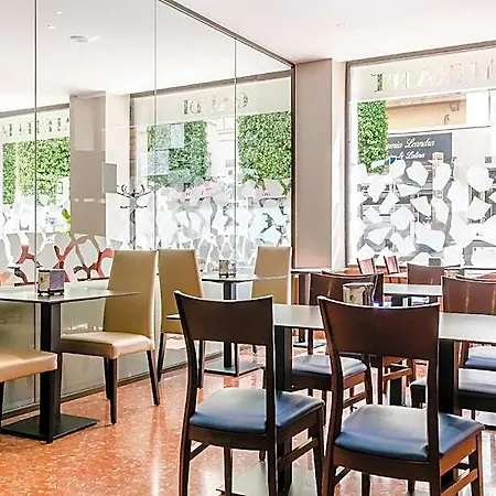 Gaudi Hotel