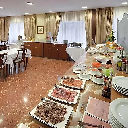 Gaudi Hotel