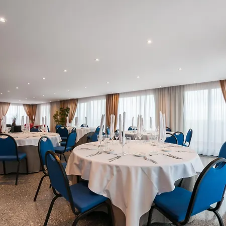 Hotel Gaudi 3*