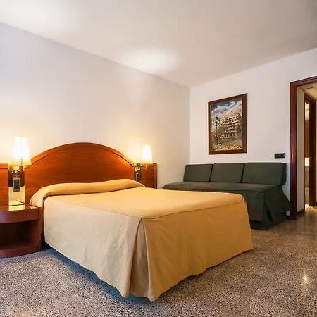 Gaudi Hotel Reus