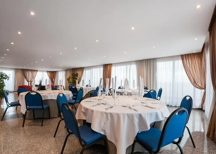 Hotel Gaudi 3*