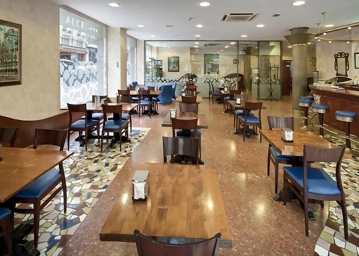 Hotel Gaudi 3*